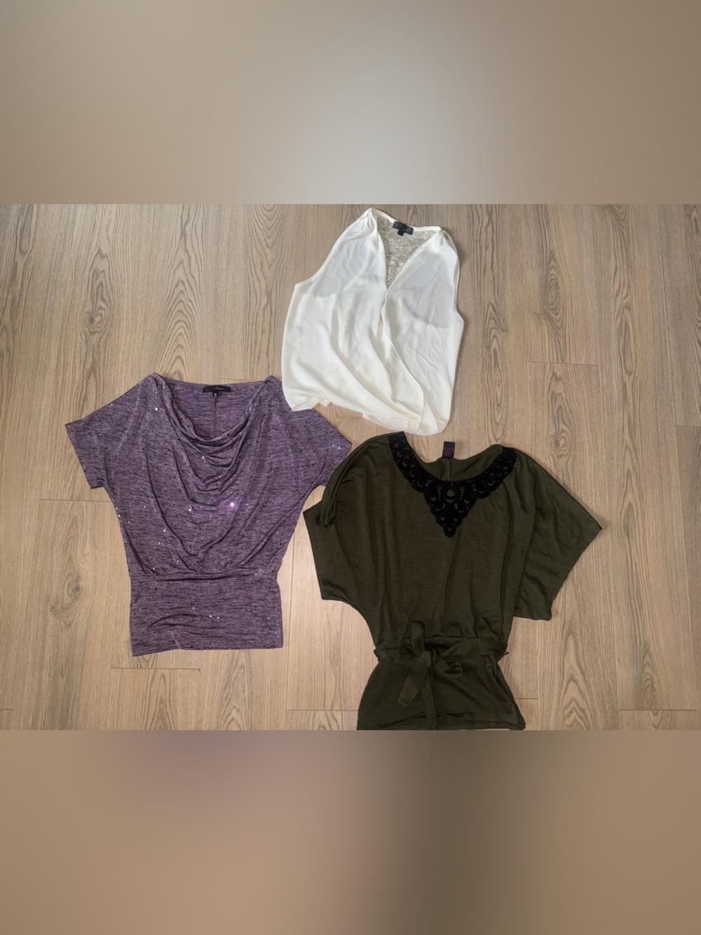 2009-2013 style Women’s blouse bundle size small